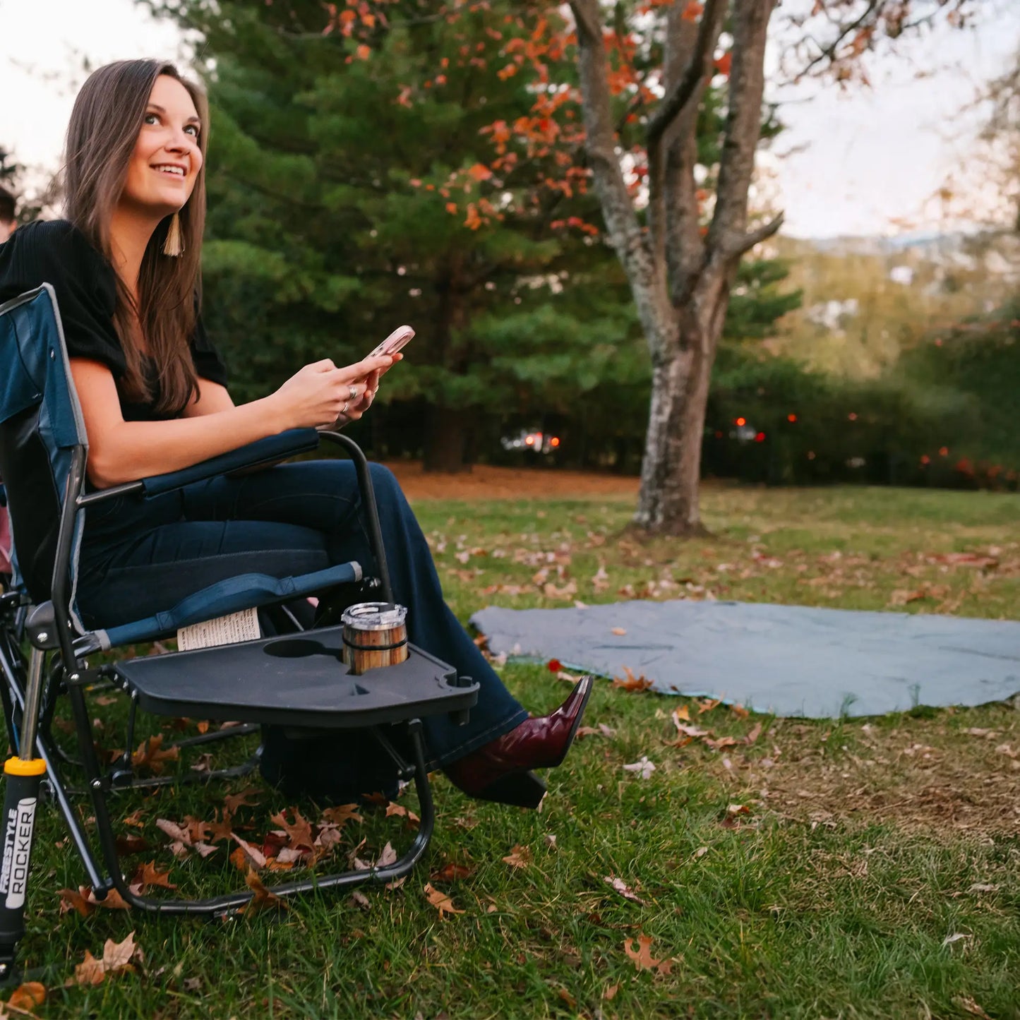 Freestyle Rocker™ with Side Table